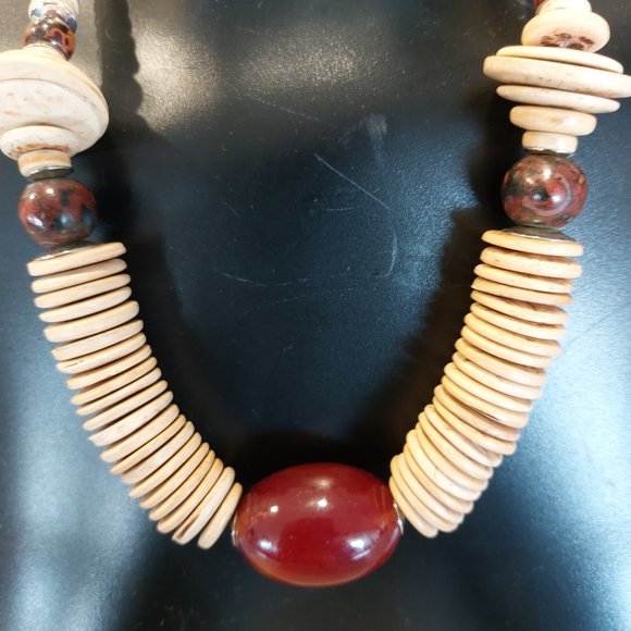 FASHION JEWELLERY Women's Buttons/Balls Statement Necklace - Beige/Brown/Rust - Picture 2 of 8